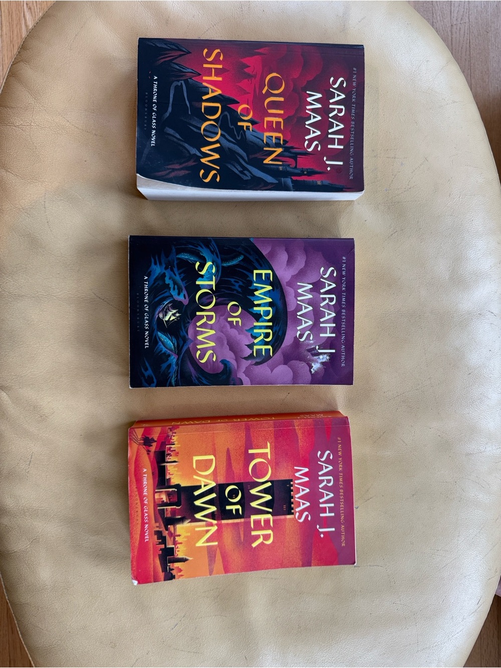 Books 5/6/7 of Throne of Glass series in Paperback, read once, Sarah j Maas 🌙 - Picture 3 of 3